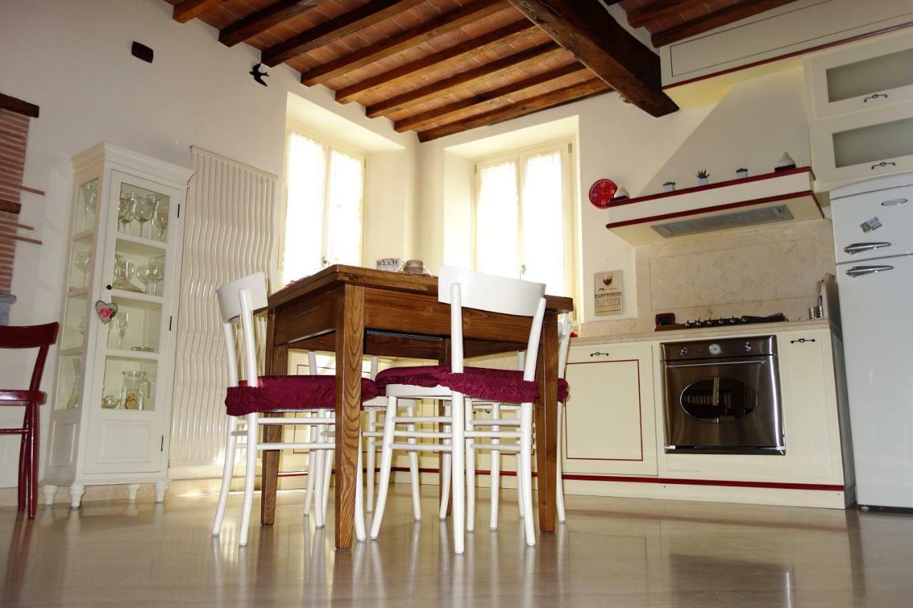 House Versilia Luca E Giada, 5 Chilometri Da Forte Dei Marmi! ภายนอก รูปภาพ